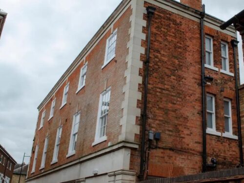 sash-windows-in-old-building